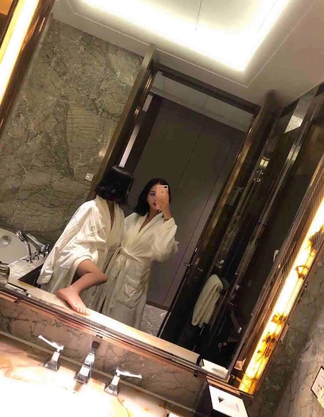 来个小姐姐，帮我做个任务，红包一个

82 / 作者:zhuoning520 / 