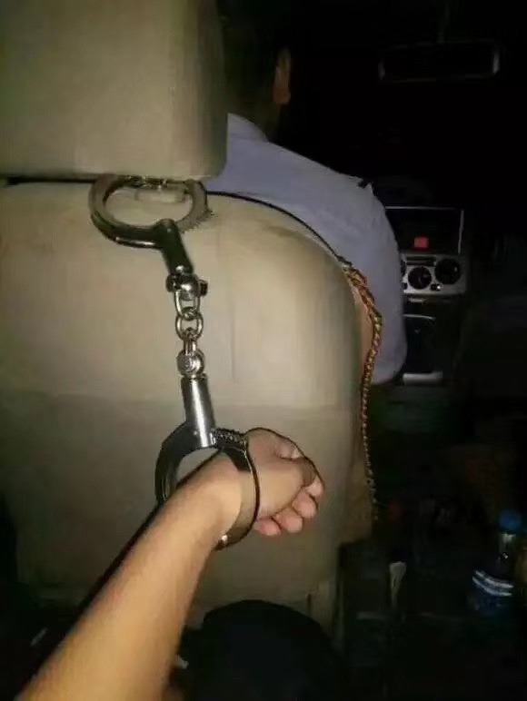 老哥们，有没有不查官解的ID贷，马上要饿肚子了

17 / 作者:爱我所爱786 / 