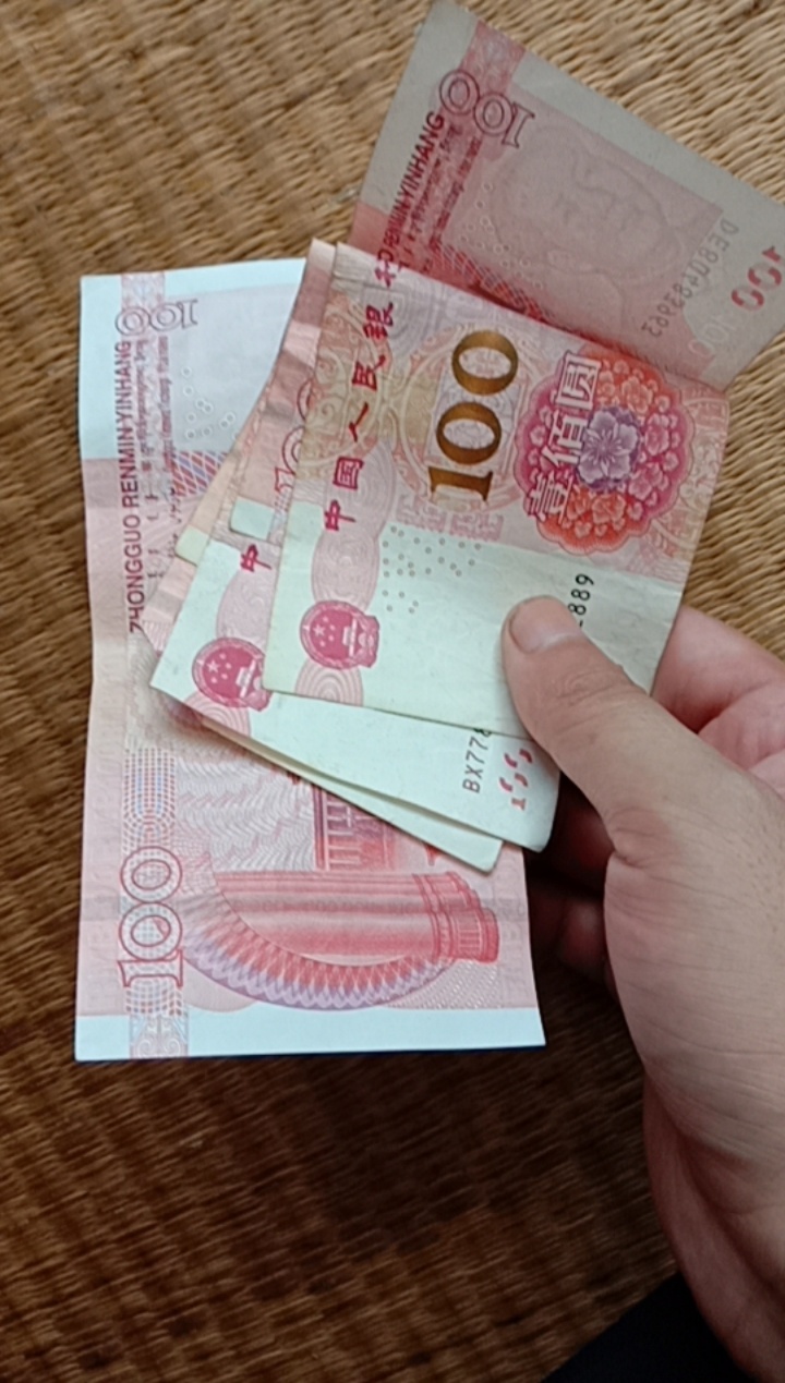 吃香的喝辣的

9 / 作者:likeaa / 