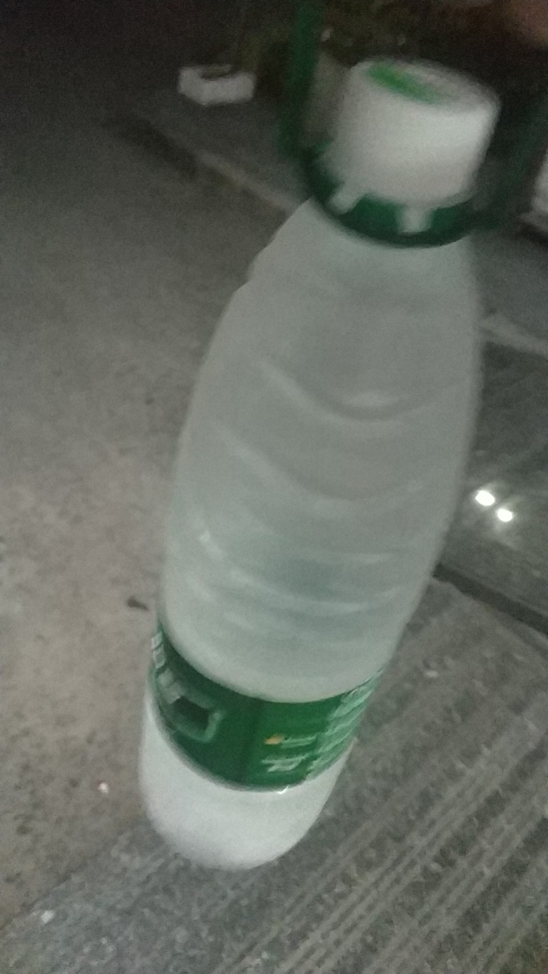 为什么好多老哥发照片都会握紧一个拳头形状，这是什么手势嘛，求教

57 / 作者:轮回1231 / 
