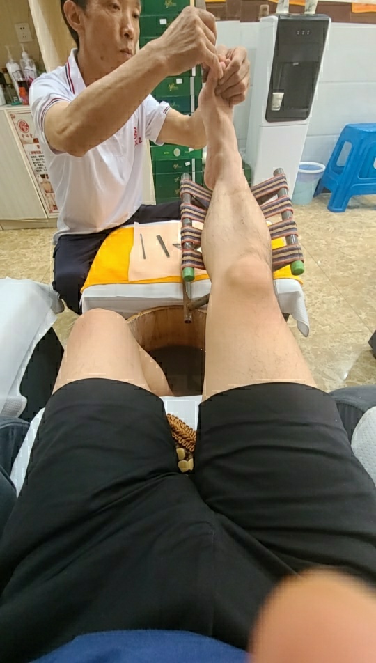 天天都是还款日，祝福自己早点摆脱苦海

69 / 作者:卡卡卡小 / 