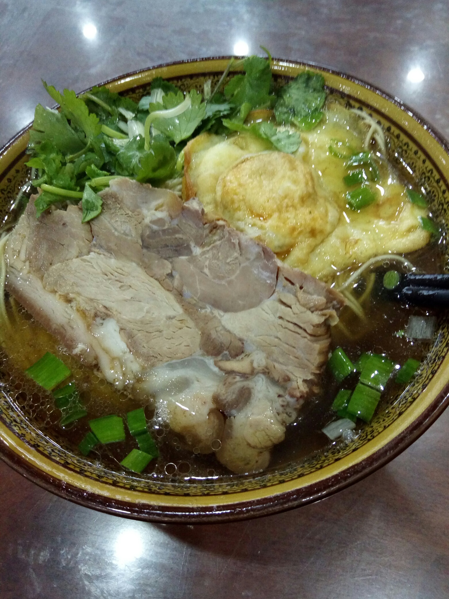 今天休息有时间，早起吃碗面，买点菜回去做饭。戒赌中。。。戒赌一个多月有效果了。钱75 / 作者:小猪猪大猪猪 / 