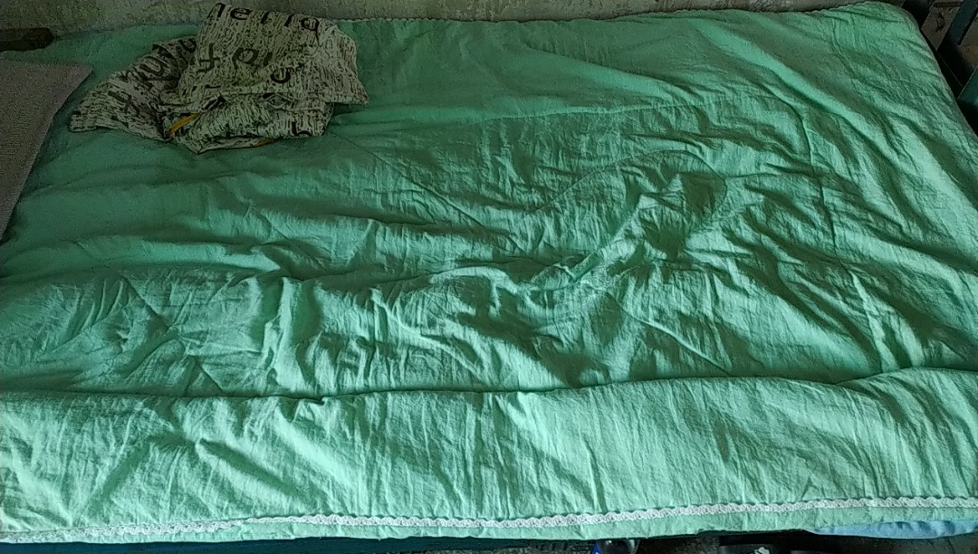 布置的还行吧

76 / 作者:明天上班 / 
