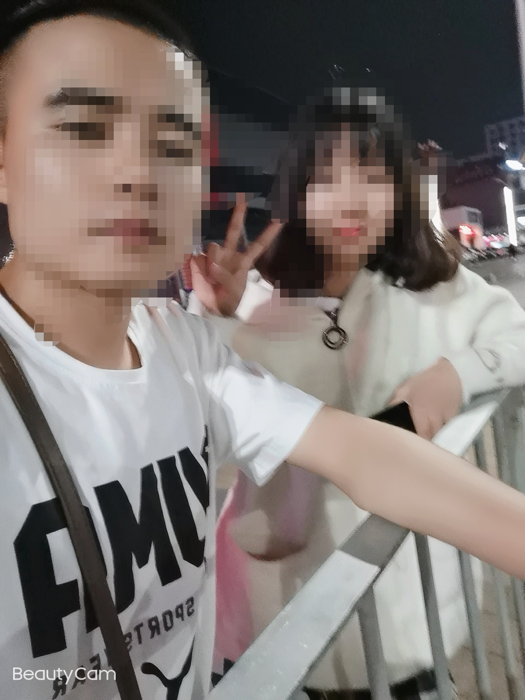 最怕一贫如洗的时候遇到想要照顾一生的女人、来到人生地不熟的深圳，观澜有没有工作介2 / 作者:XiongE / 