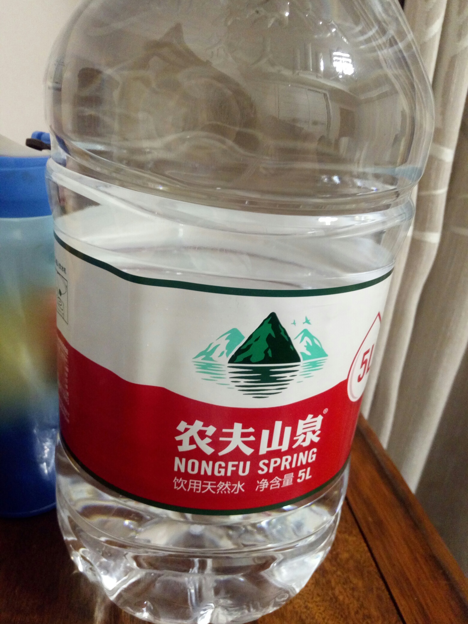 睡大街，喝自来水
26 / 作者:醒不来的梦@ / 