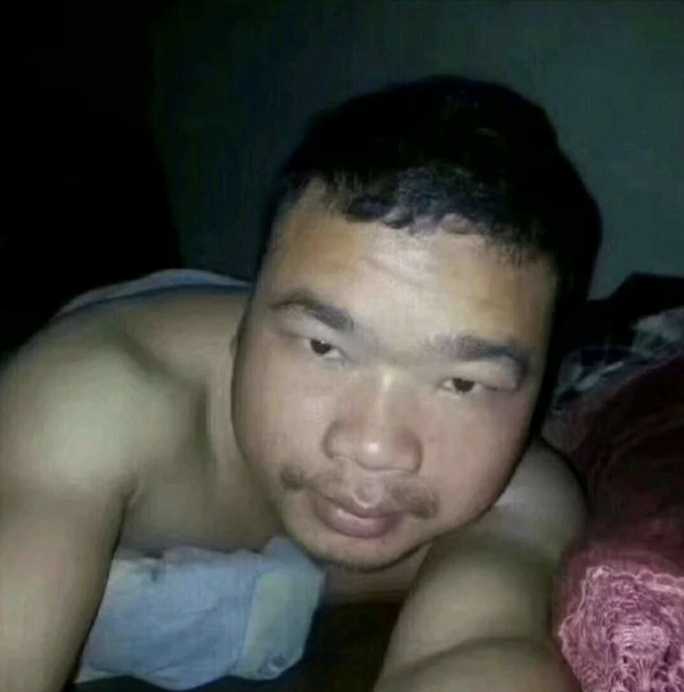 做了一夜得gp就下了8个申请了20多个，太累了，没意思，熬夜熬成这b样，20多个就下了828 / 作者:iCloudDrive / 