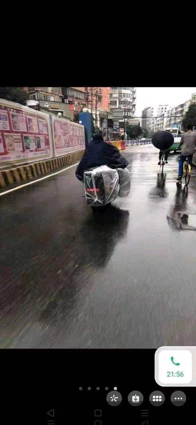美团外卖，送啥都快。




8 / 作者:天理不容 / 