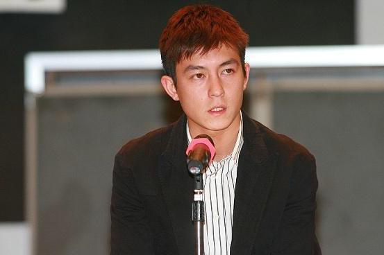 有没有可以约妹子的软件  最近不想撸羊毛了  想撸富婆了  求推荐

11 / 作者:┗(＾0＾)┓ / 