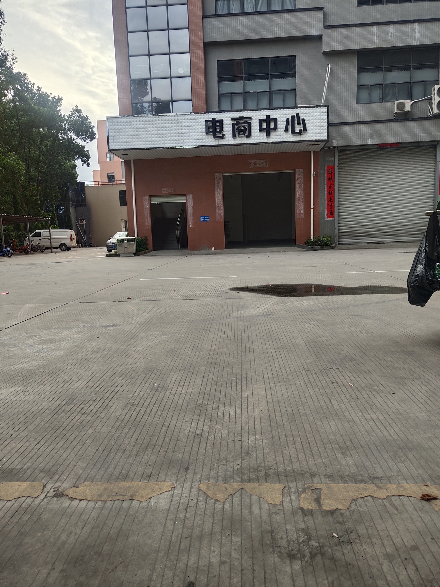 老公们么么哒


28 / 作者:秋风如梦 / 