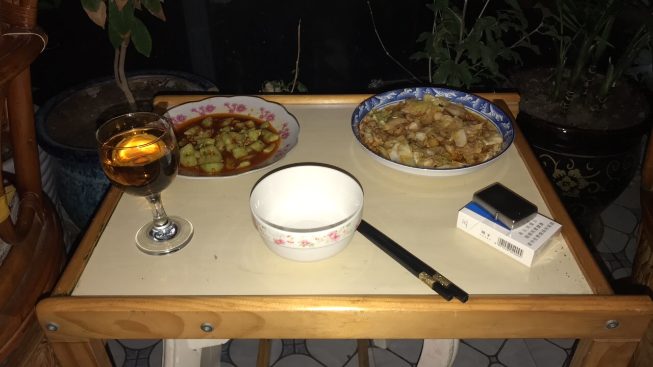 醉一场，明天开始努力，不能再让家人失望了

100 / 作者:18140150109 / 