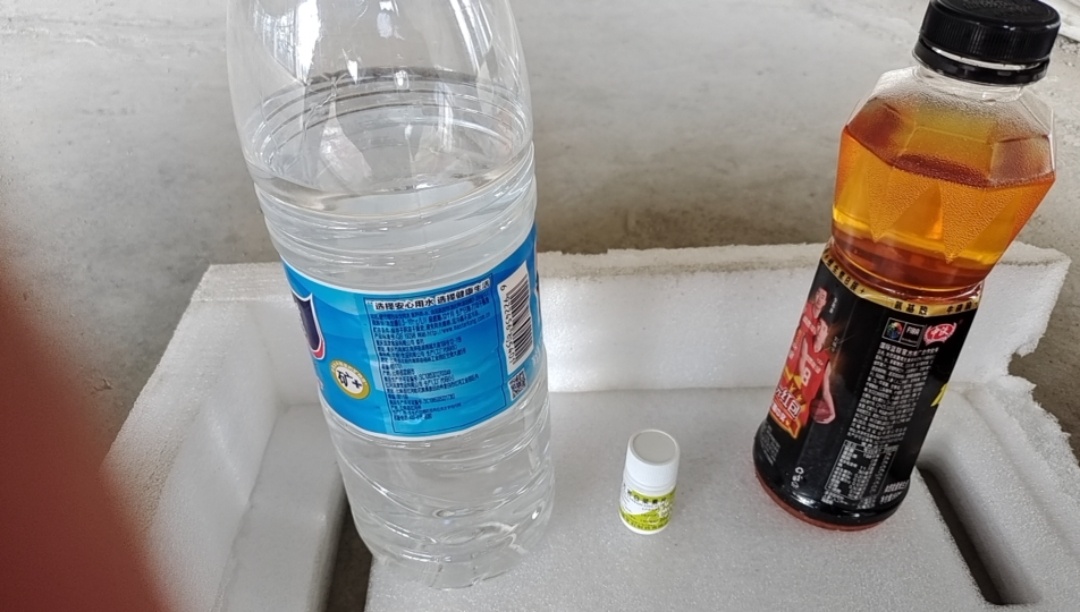 老哥们，真的扛不住了，太压抑，每天想的就是怎么一了百了，关键是想舒服点的.法。今31 / 作者:喊你老婆出来 / 