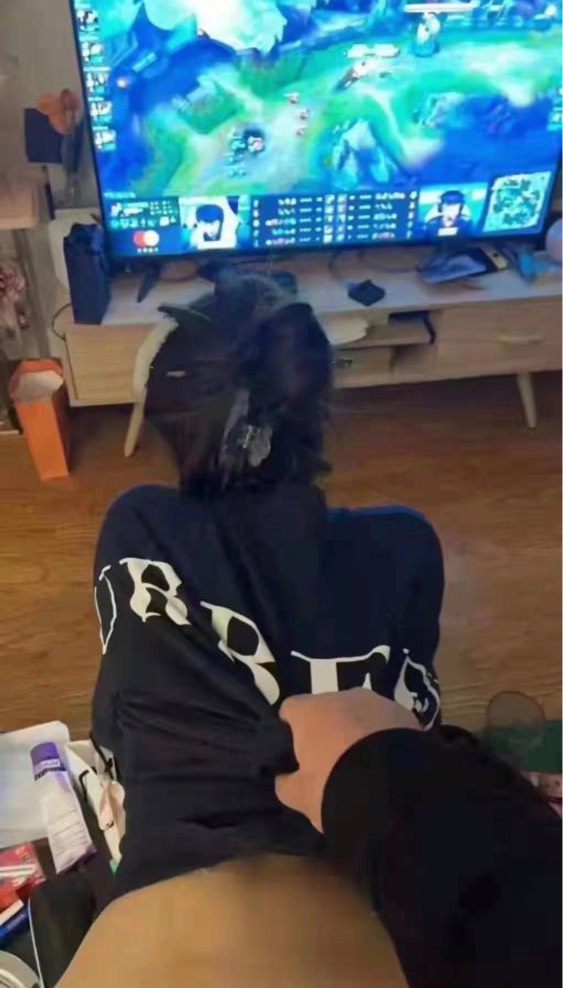 这比赛越看越气

57 / 作者:杨哈341 / 