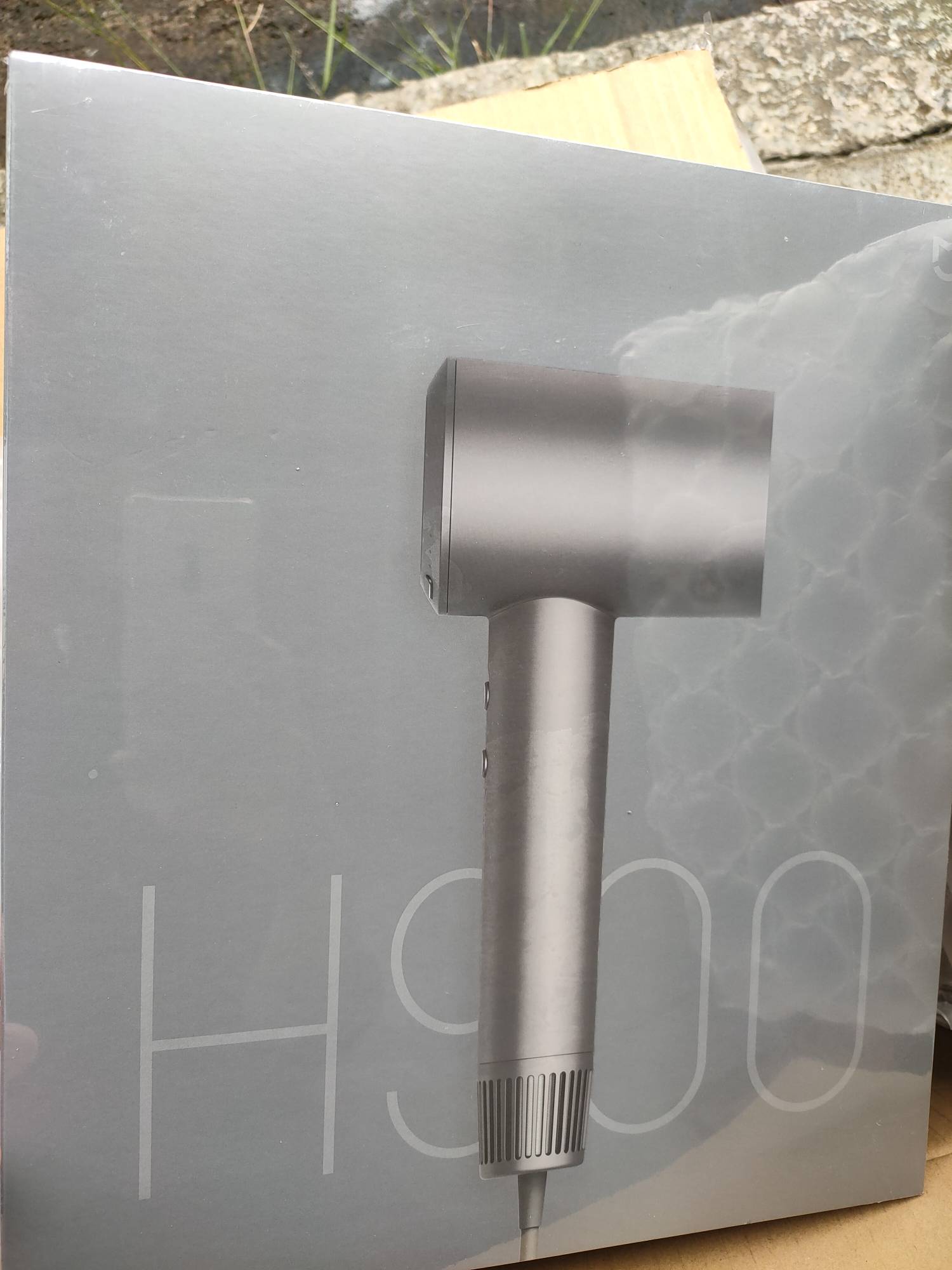 天下在我手。整个世界都是我的  掉价？这句话要等到世界第三次大战才会   兄弟我现在100 / 作者:一枝花的梦想 / 