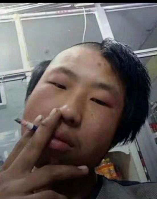 铁子们那个平安金融管家还活着吗   现在做了能不能马上提出来啊   要存一百毛进去45 / 作者:不伦不类很正经 / 