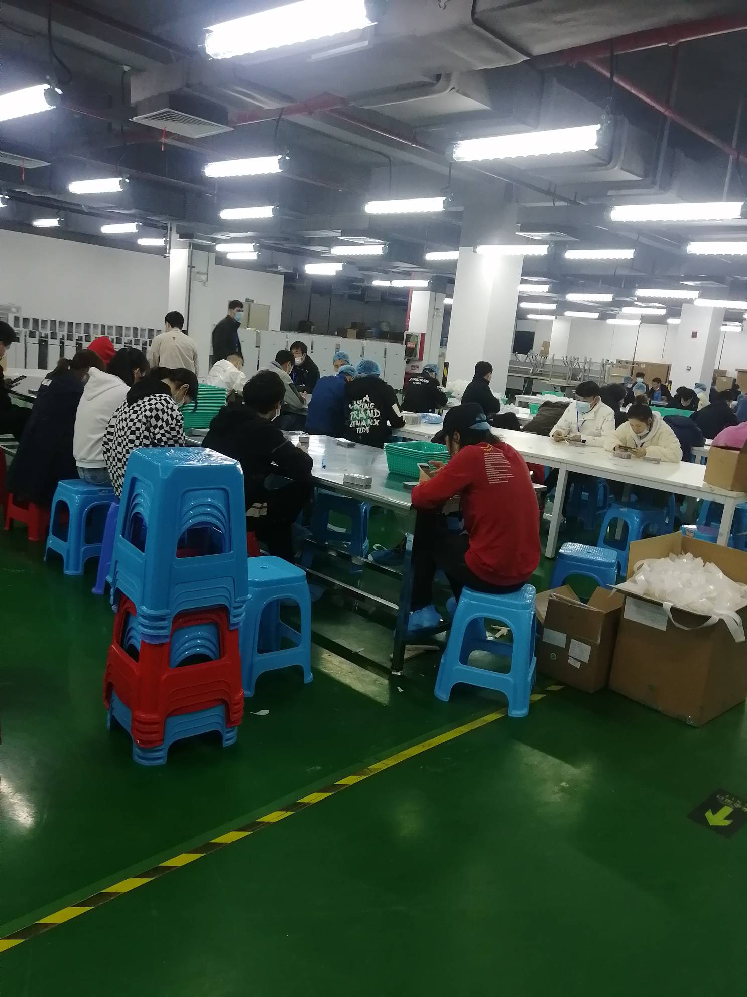 下班了，夜班太瞌睡了，不过200+又到手了，包装核酸检测器，晚上继续。

89 / 作者:好运财运一起来 / 