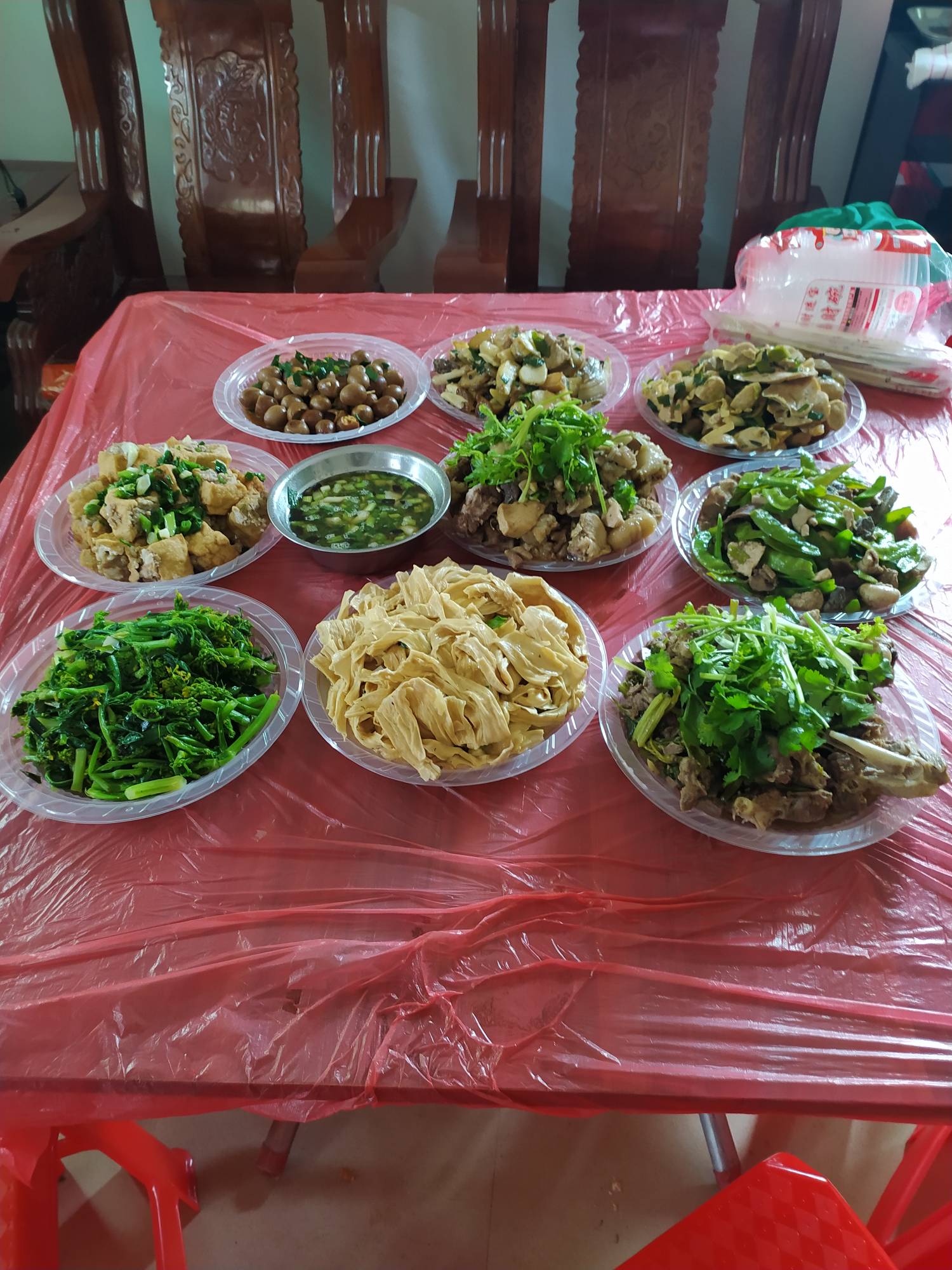 深圳工行15立减金

积存金买1克，完成界面下方banner领取，买卖手续费约4元



93 / 作者:广东一棵草 / 
