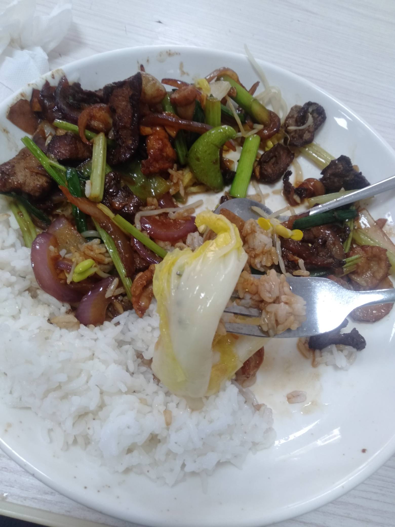 嗯

81 / 作者:饿得浑身发抖 / 
