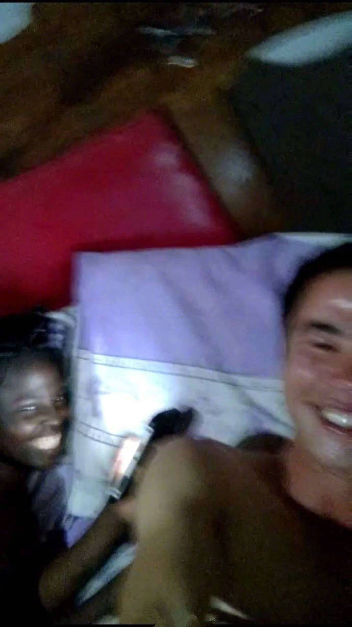 果然把数藏分出去羊毛区渐渐活过来了

11 / 作者:泡不到马子的可怜虫 / 