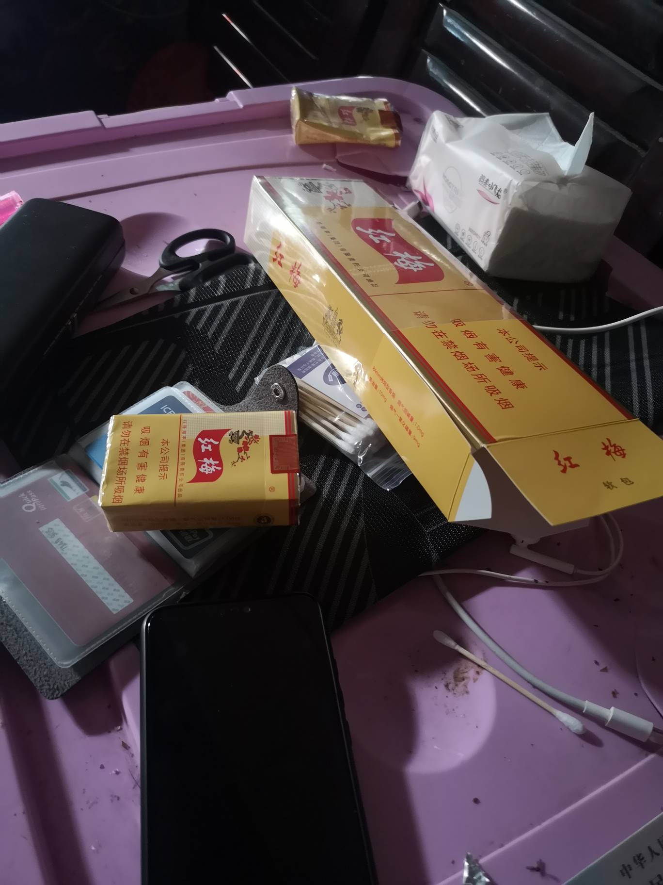 倒下了，买条烟就没了

98 / 作者:V:kkzz99995 / 