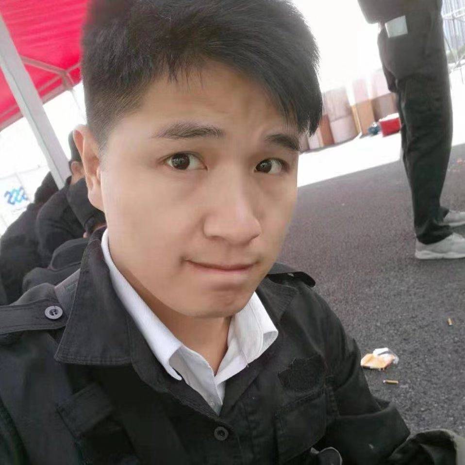 趁自己年轻，颜值还可以想去夜总会上班，不想做挂壁保安了，有没有老哥介绍的

13 / 作者:微liu52888988 / 