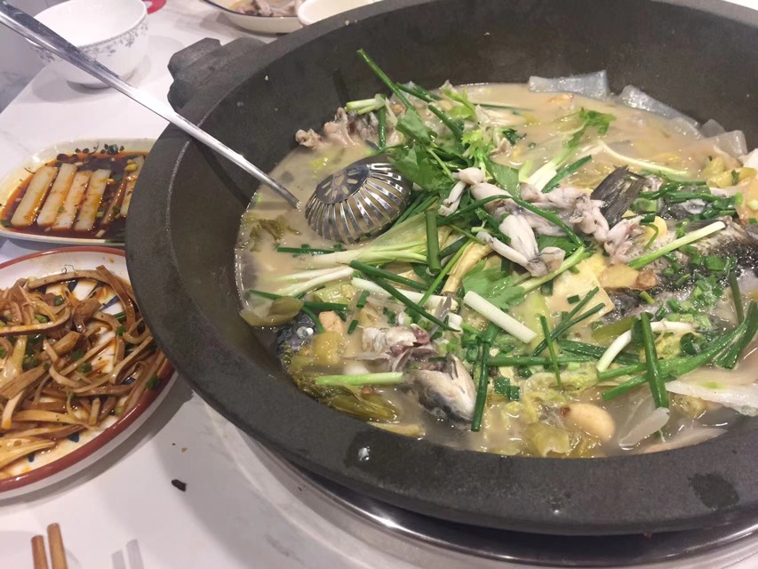 老哥们撸毛忙碌了一天，到饭点了，该吃晚饭了


25 / 作者:曾经遗忘的角落 / 
