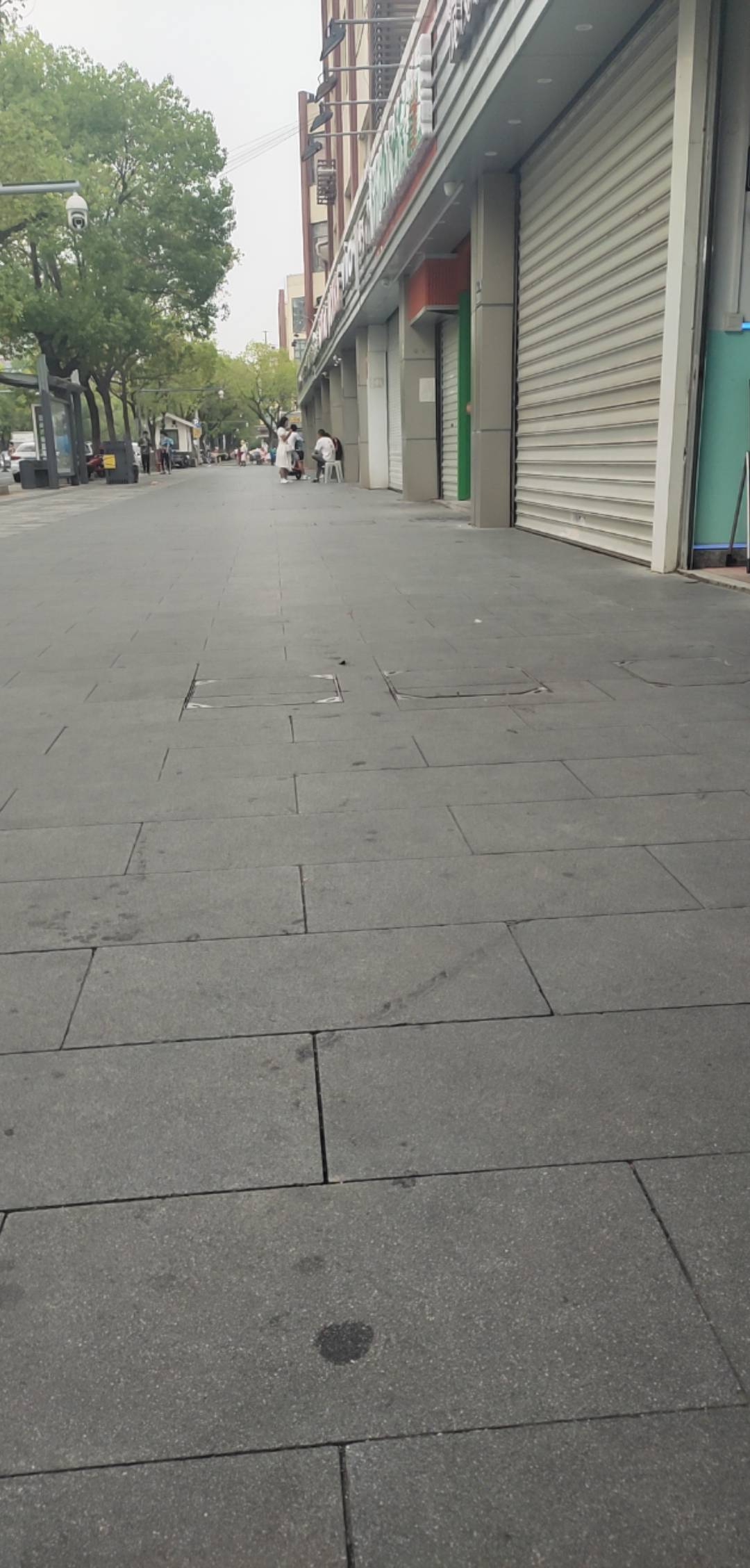 出去找房搬家，太难了，过来好几天，被搞走好多东西，哎。。。一个人出门在外难搞

64 / 作者:苏祁啊 / 
