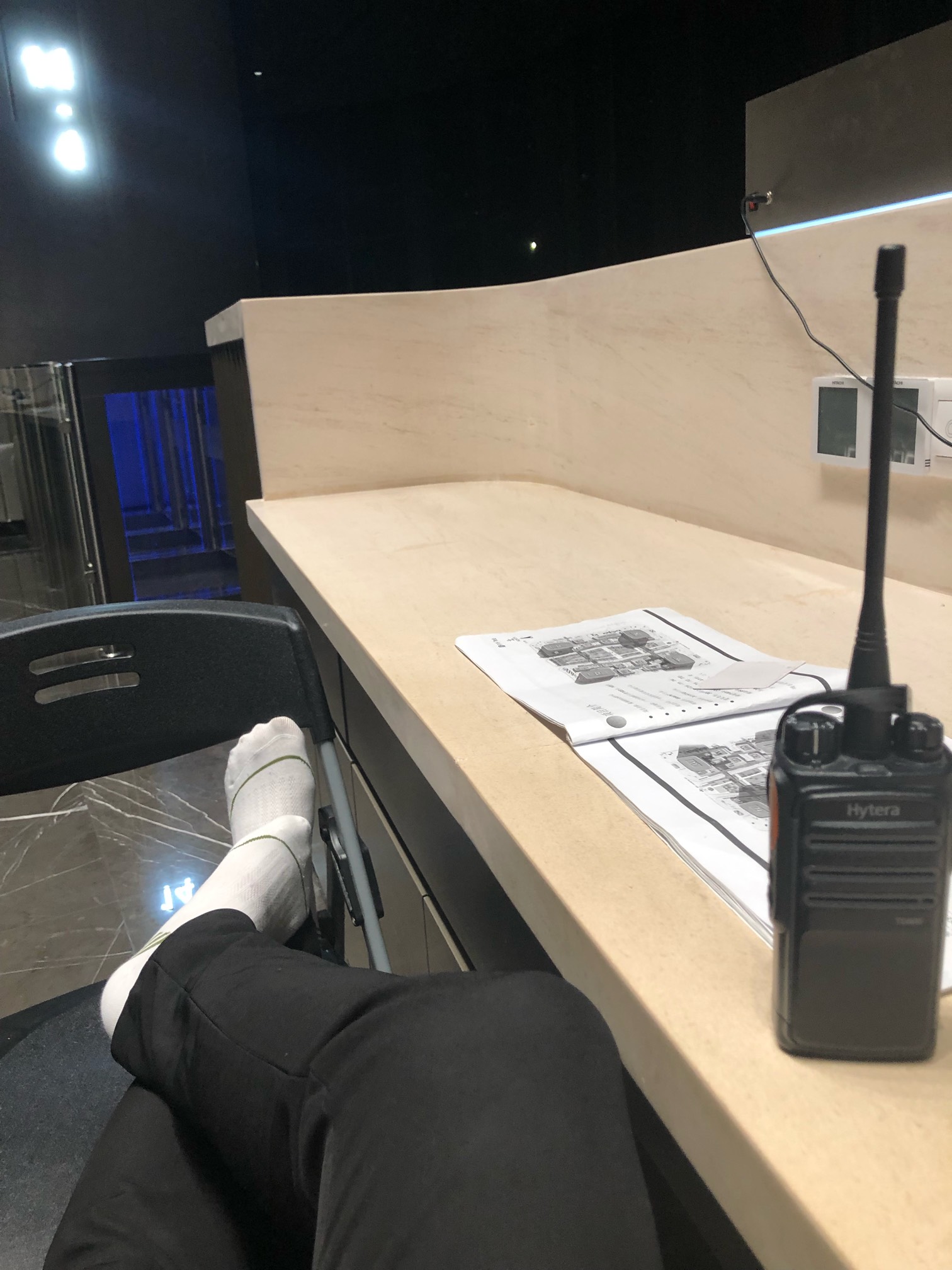 老哥们，别躺了，还不如找周结夜班保安一边鲁羊毛一边上班！两份收入。美滋滋

98 / 作者:卡农社区第一帅哥 / 