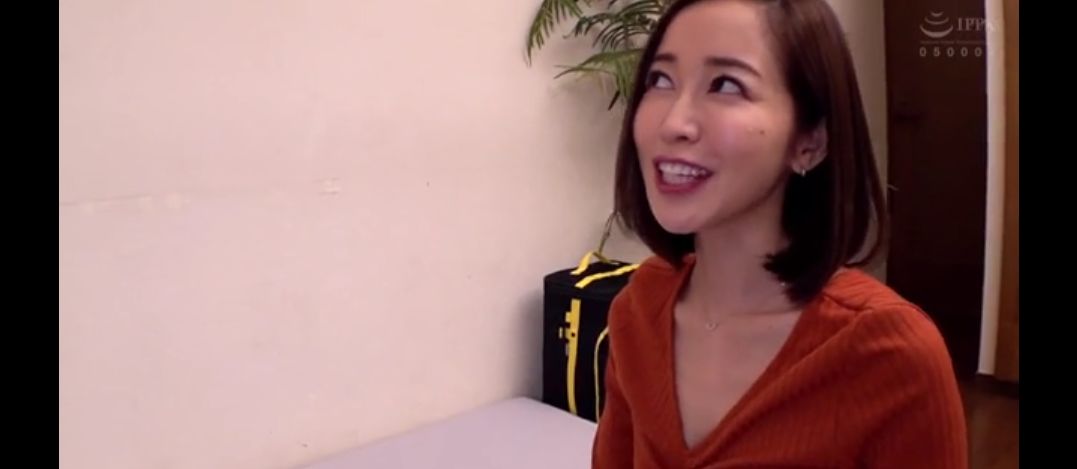 老哥们 知不知道这个女明星叫什么名字 
找了好久 昨天终于看到一部主演电影了



23 / 作者:宁采臣。， / 