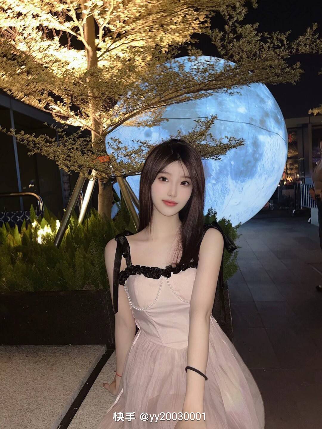 现在好多城市又封了，什么河南啊，舞阳啊，贵州啊，网上都说挣钱会越来越难，现在又负75 / 作者:有没有直播 / 