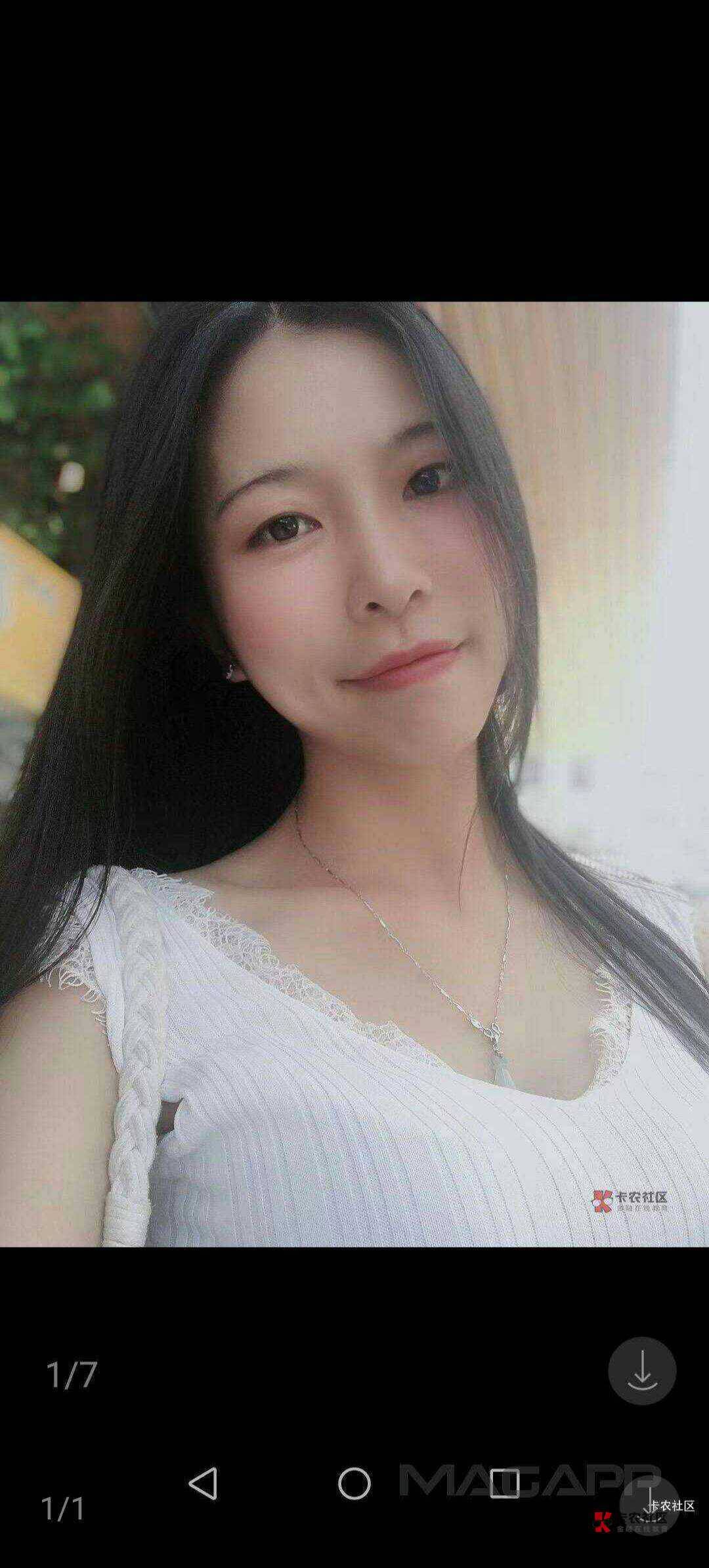 好想找一个像阿晴这样的女孩子天天陪我撸毛，租个挂比房然后一起撸




93 / 作者:大硬黑粗长 / 