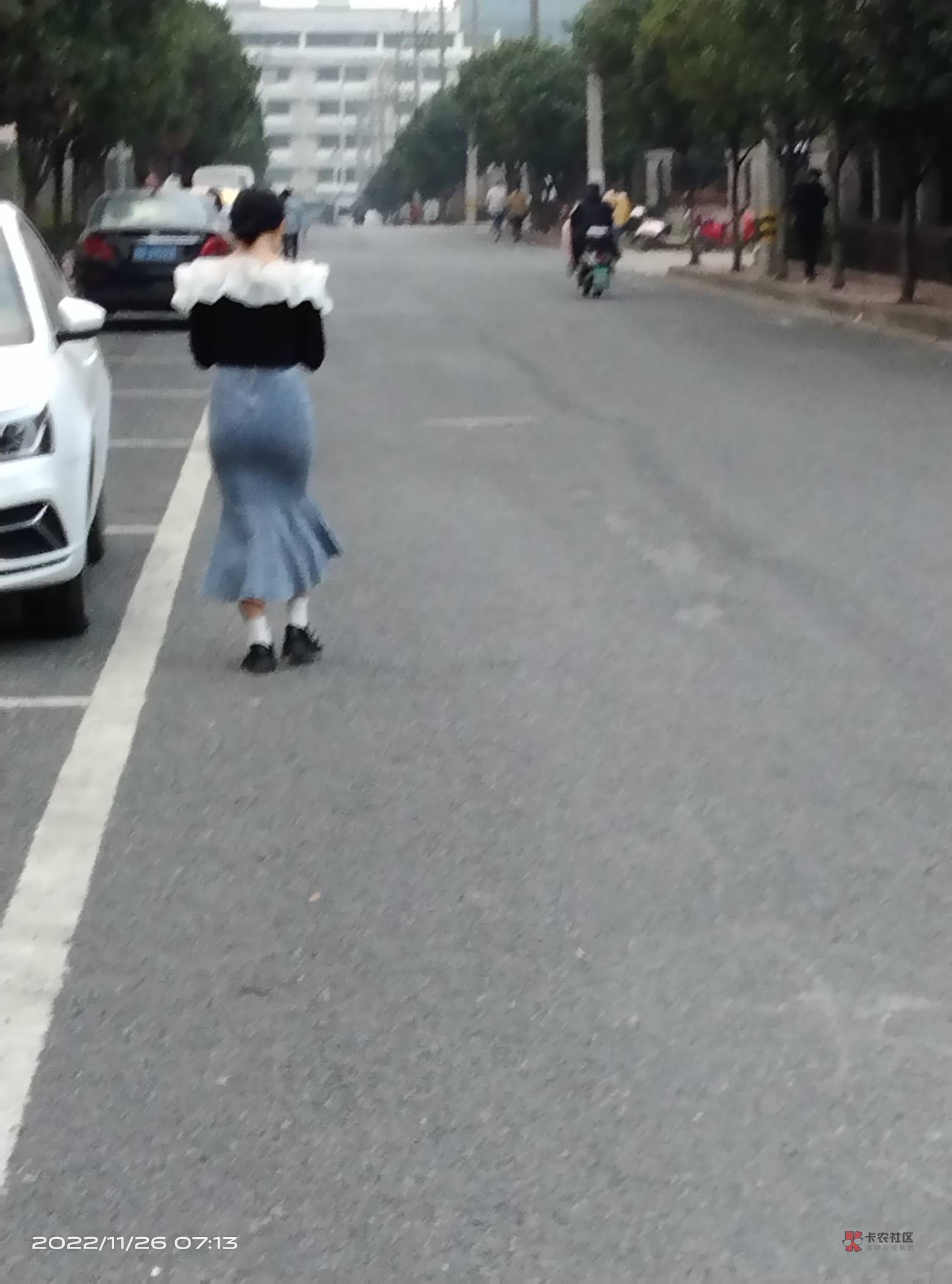 老哥些早啊


60 / 作者:偷撸小分队 / 