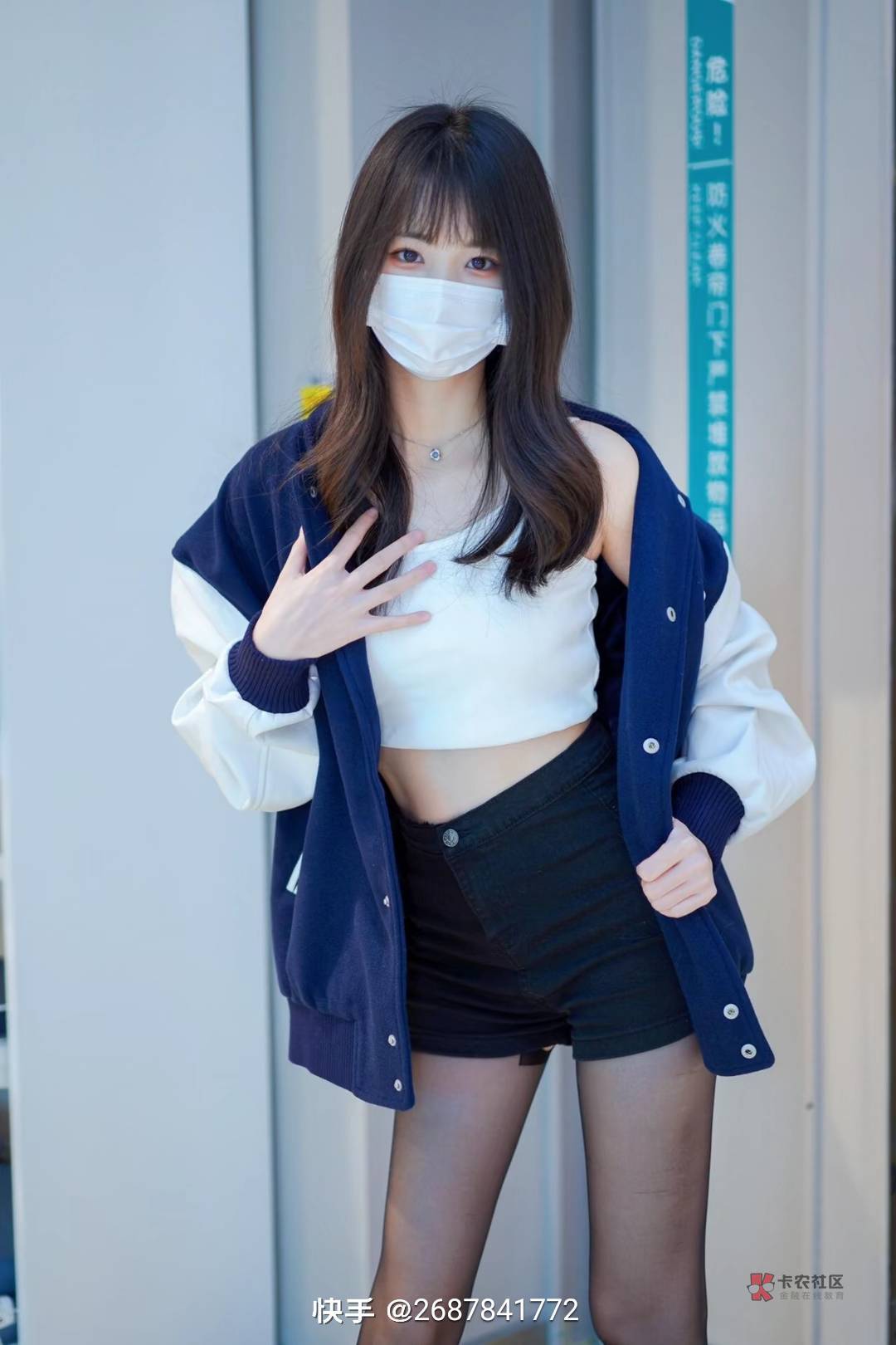 打卡









18 / 作者:有没有直播 / 