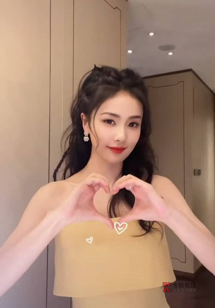 卡农的爱情故事会咋没了？以前没毛的时候都是刷爱情故事，卡农不能只有lu毛，也应该要38 / 作者:广东省厅重案组 / 