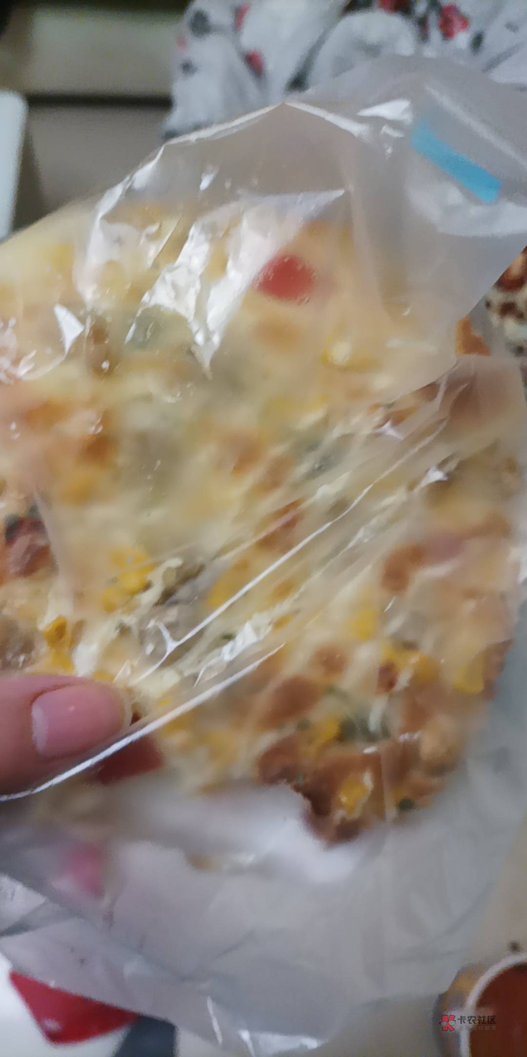 出去买食物，好多俏佳人跟我招手都没去忍了
生意贼好

刚刚好，真不想这么快又阳

好50 / 作者:和平之月 / 