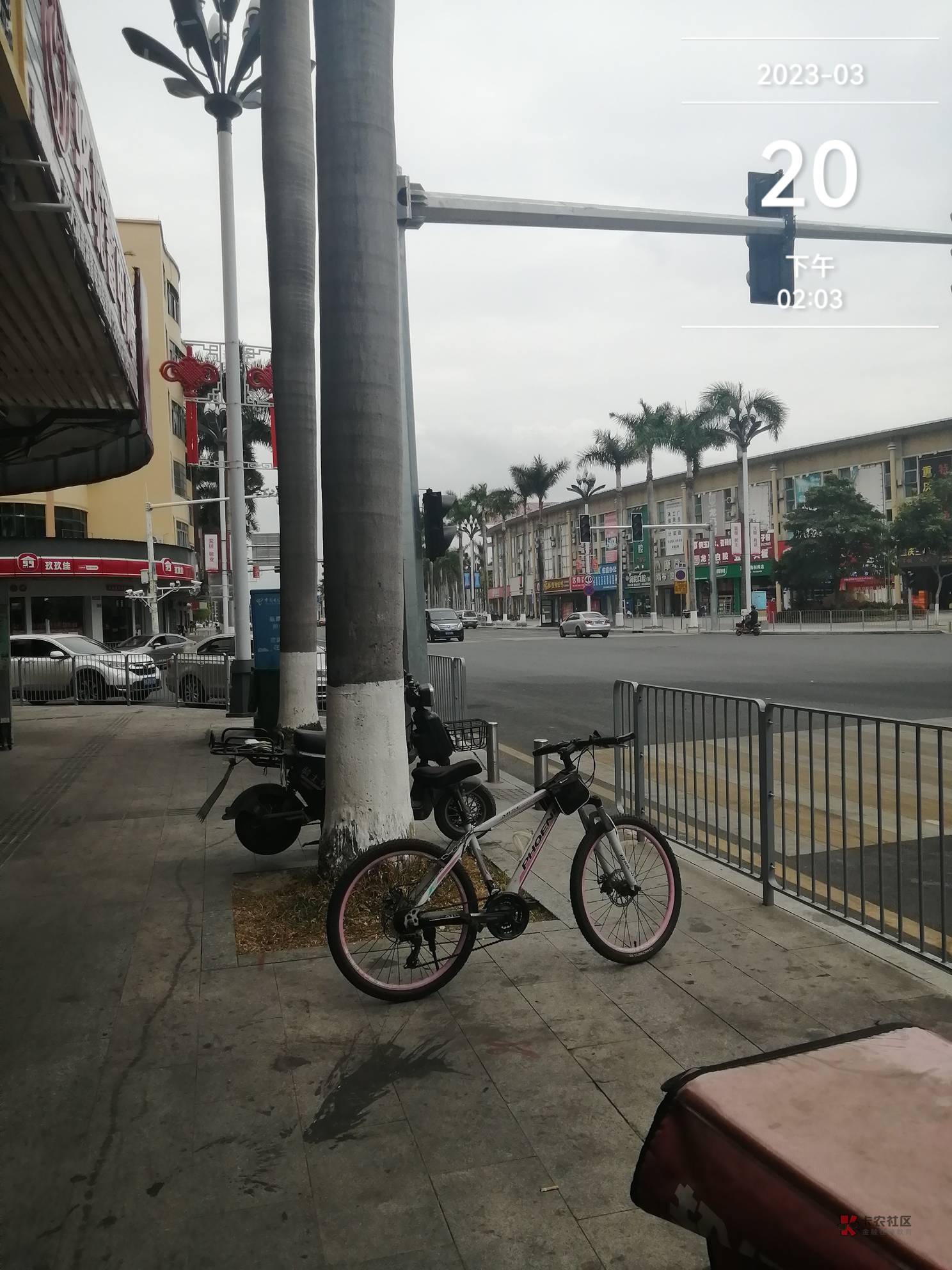 跑 偏僻的 洪梅镇销户，2分钟，
明天去  道窑 中堂，广州新塘
还有8个 50毛没撸


90 / 作者:卡农第一骚 / 