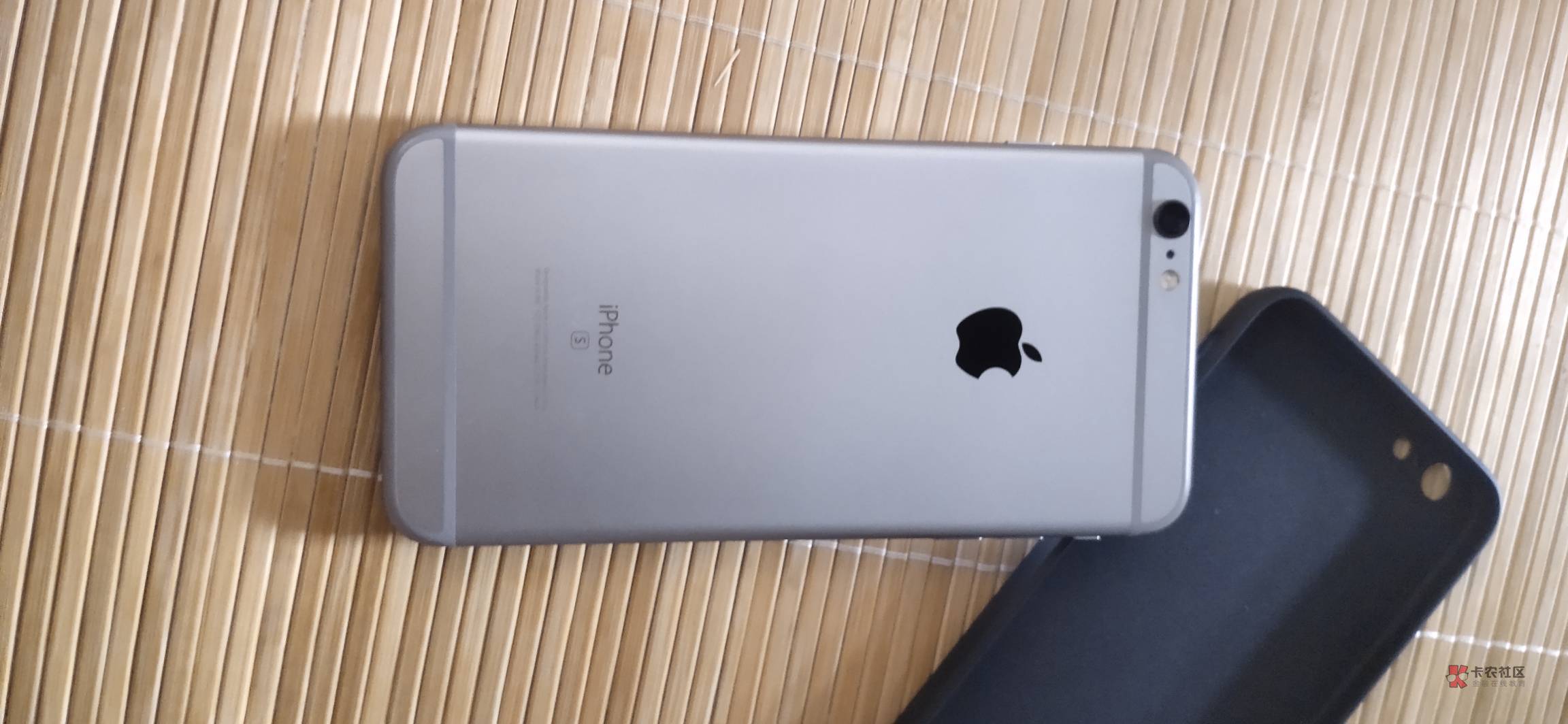 东莞常平 龙昌玩具厂。150出一台苹果6sp 64g的。说一下电池不耐用 耳机孔没用 还有不50 / 作者:包子一号 / 