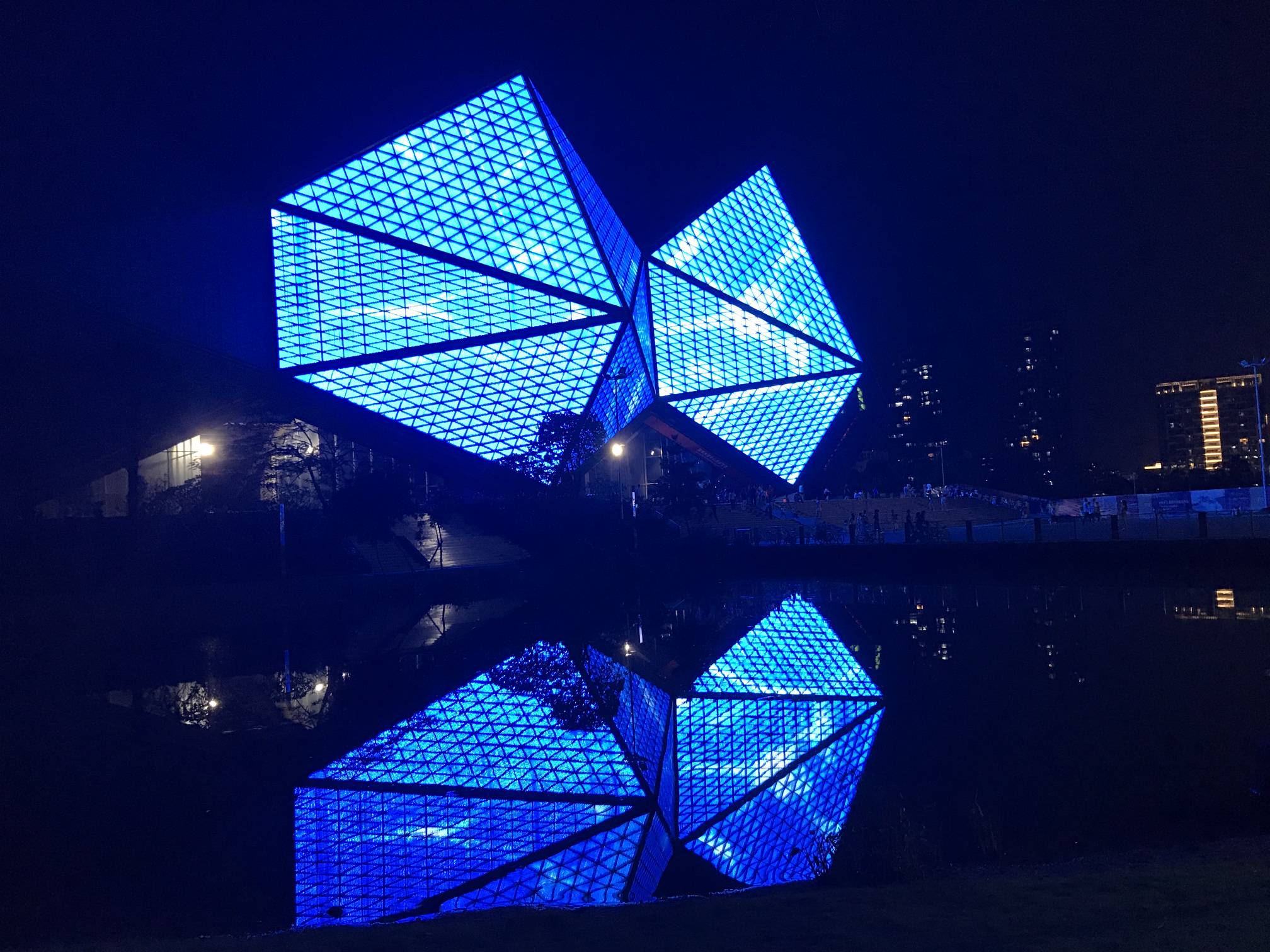 老哥们救命，农行养老金注销了为什么还是开通不了其他行的养老，确认是注销了，其他银49 / 作者:林楚楚 / 