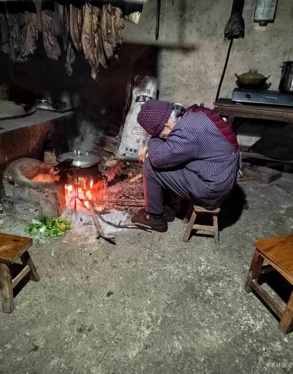 早老哥们，怎么才能让我奶奶配合扫脸？能开花呗？

14 / 作者:我是肺雾 / 