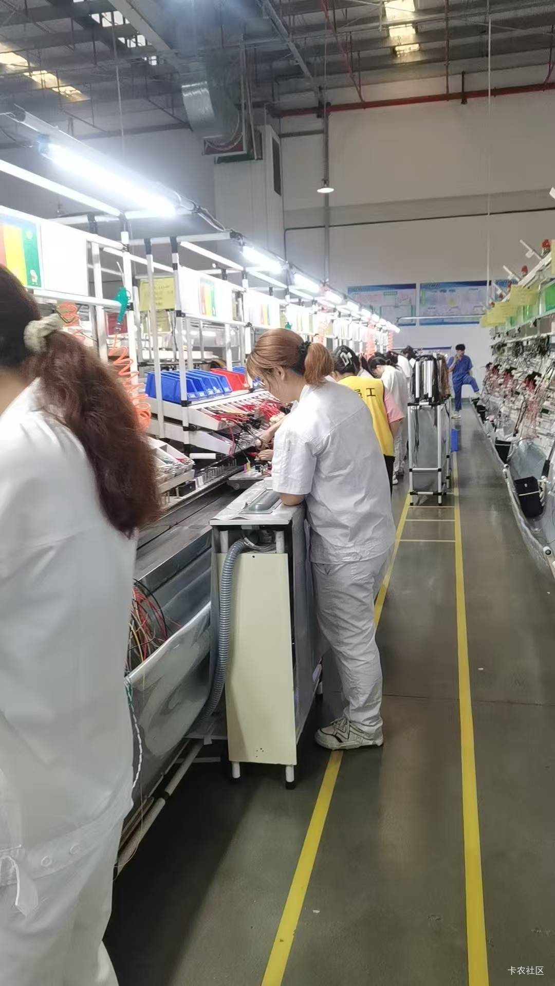 早上好，老哥们，上班了。。。

84 / 作者:快马逐光 / 