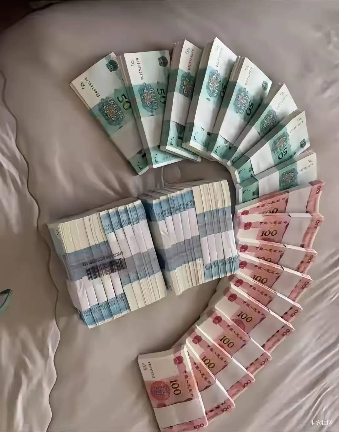 明天就过年了，兄弟萌

13 / 作者:蚂蚁大战猛犸象 / 