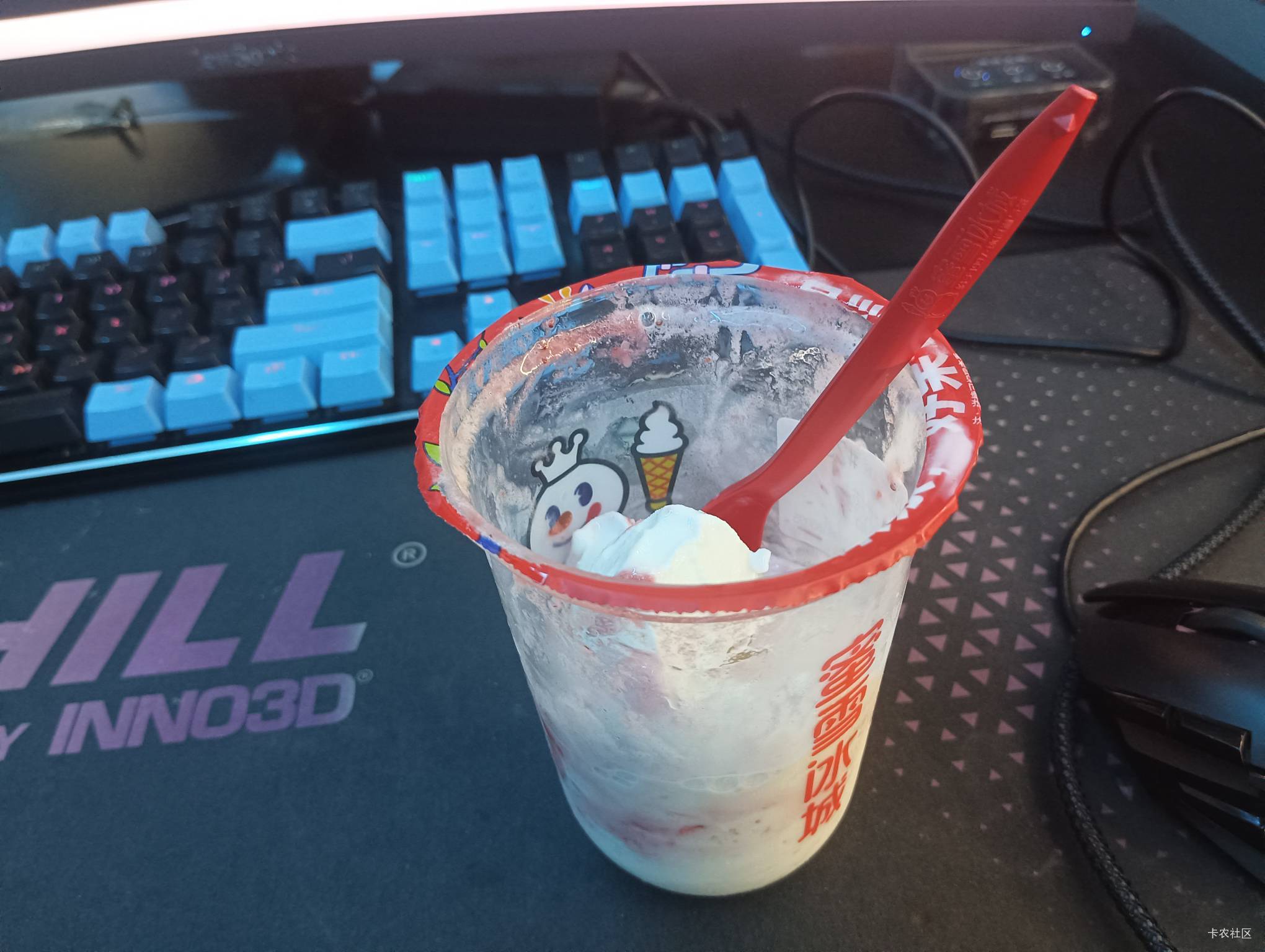 老哥们，看会唐探1900还不是美滋滋
吃着蜜雪冰城的圣代


94 / 作者:玉麒麟8 / 