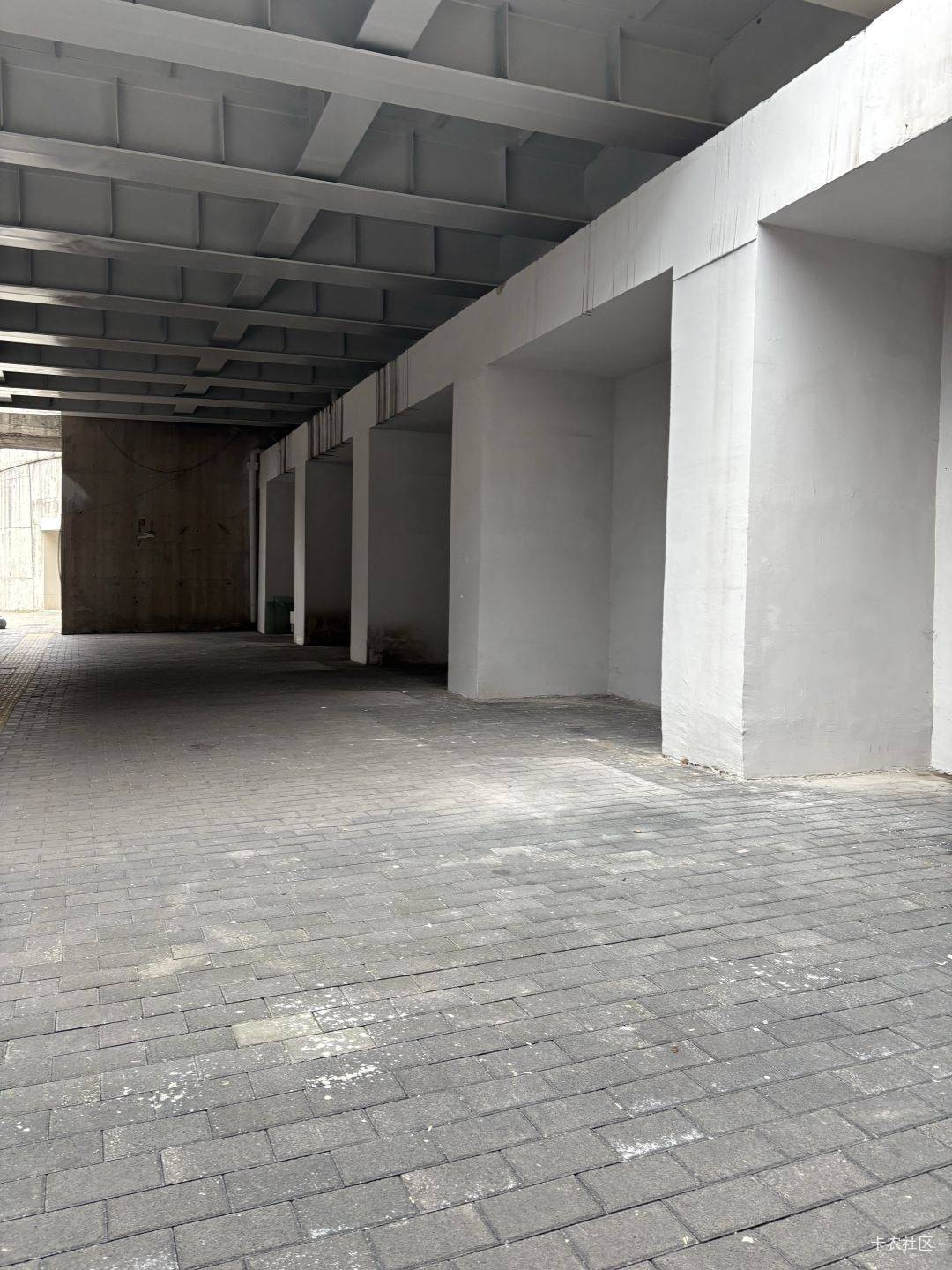 五一酒店太贵了，来这里住免费单间

19 / 作者:冷静处理事情 / 