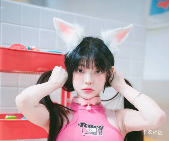 广东这地方真是受够了，小强无处不在，屋里抓到四五只大的，以为没有了，刚才莫名其妙23 / 作者:N咬NM呢？ / 