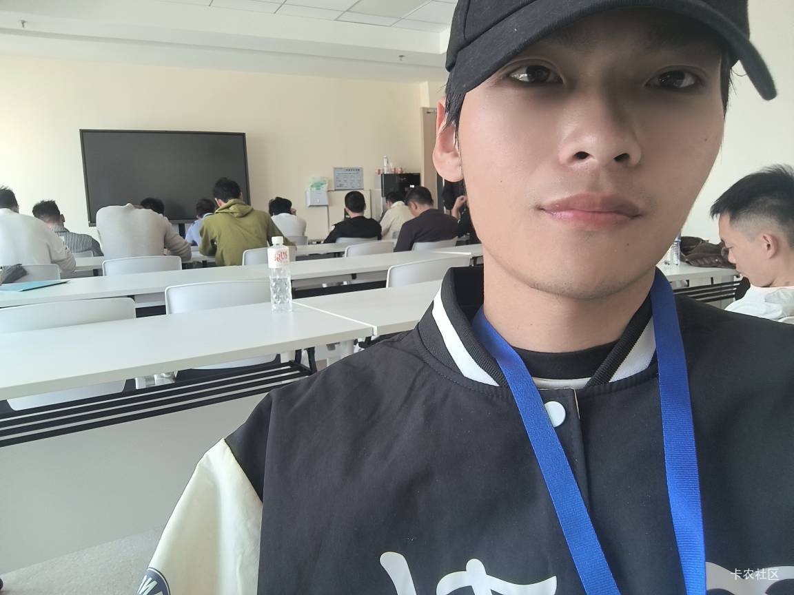 我发现试药这件事，归根结底就不是一件容易做的事，它给我的感觉更像是一份工作，很多1 / 作者:林夏薇 / 