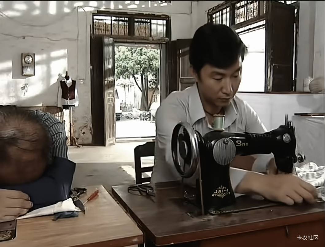 老哥们我错了，我冲错话费是我错了，但是他不回我消息难道没错吗，我可以打你骂你，但84 / 作者:酷奇57 / 