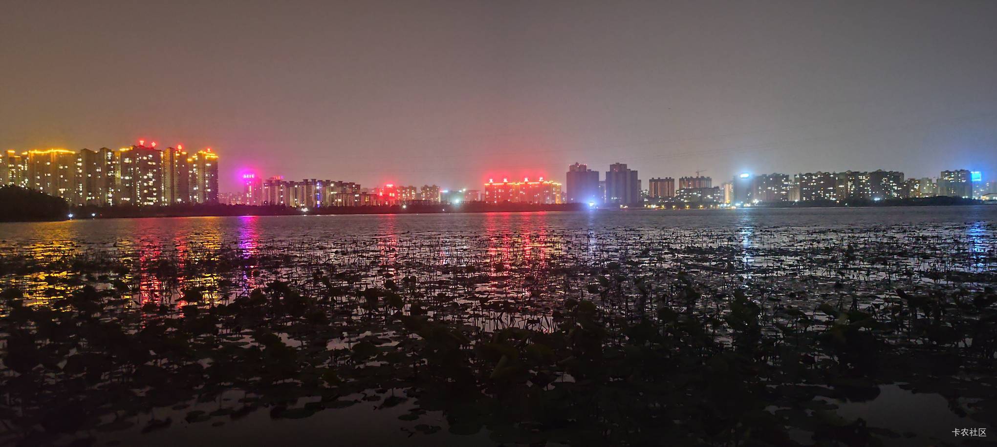 9个v  还有5个手机号  谁来帮一下燕云  55

28 / 作者:厌桁科技 / 
