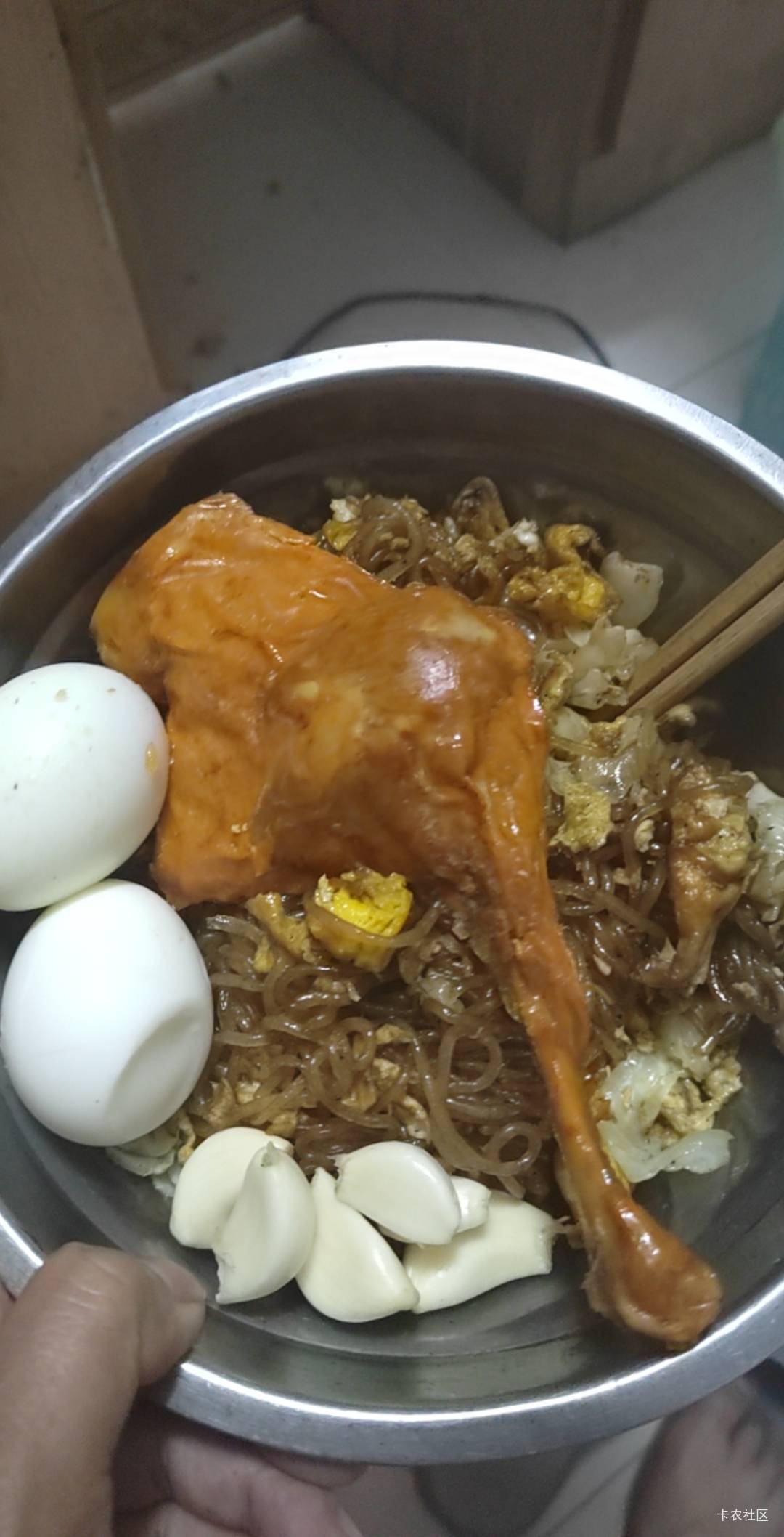 啤酒搞起，兄弟们！


16 / 作者:路人C / 