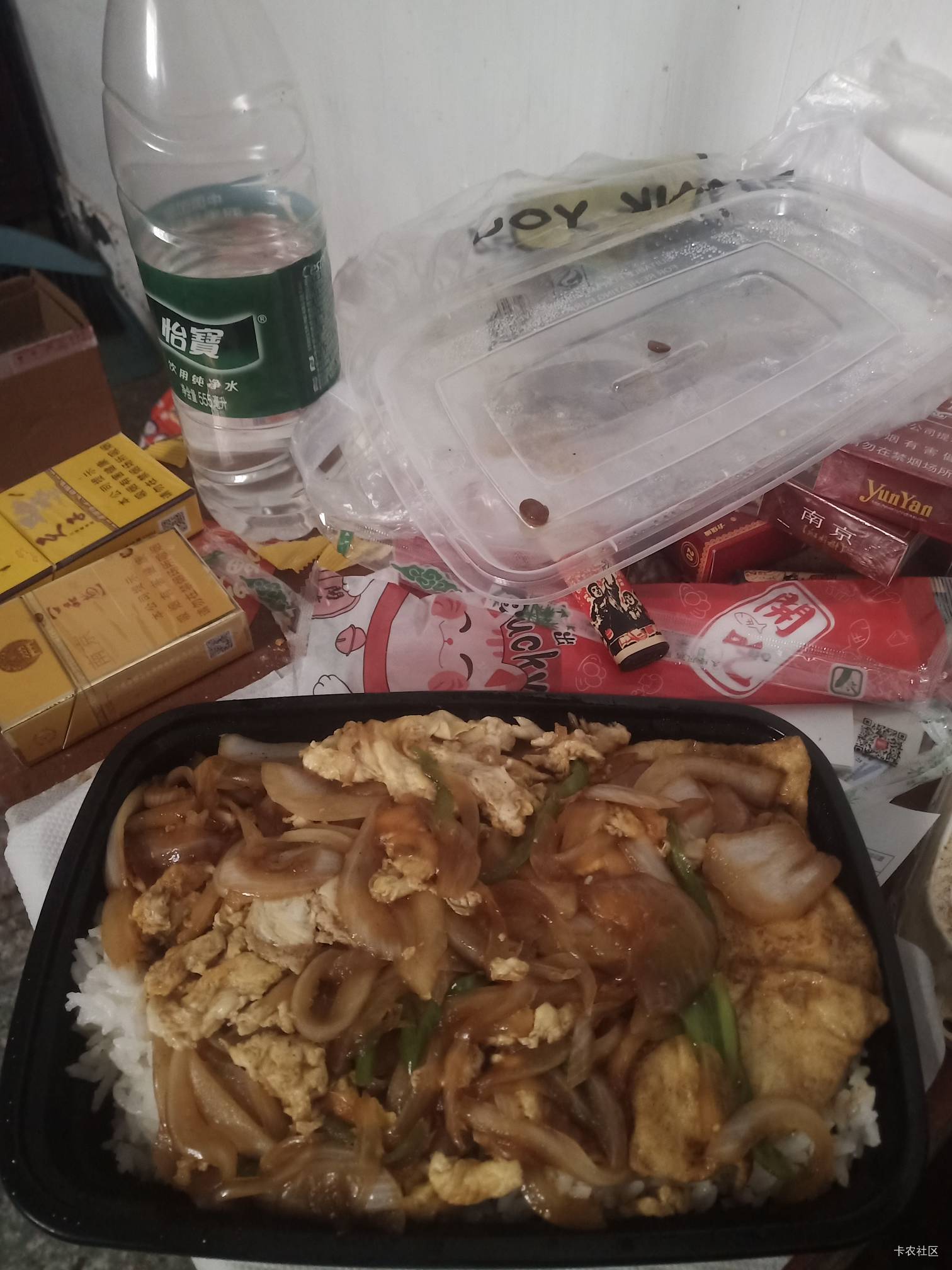 开饭啦，听说洋葱补肾，吃点

28 / 作者:晒晒月亮 / 