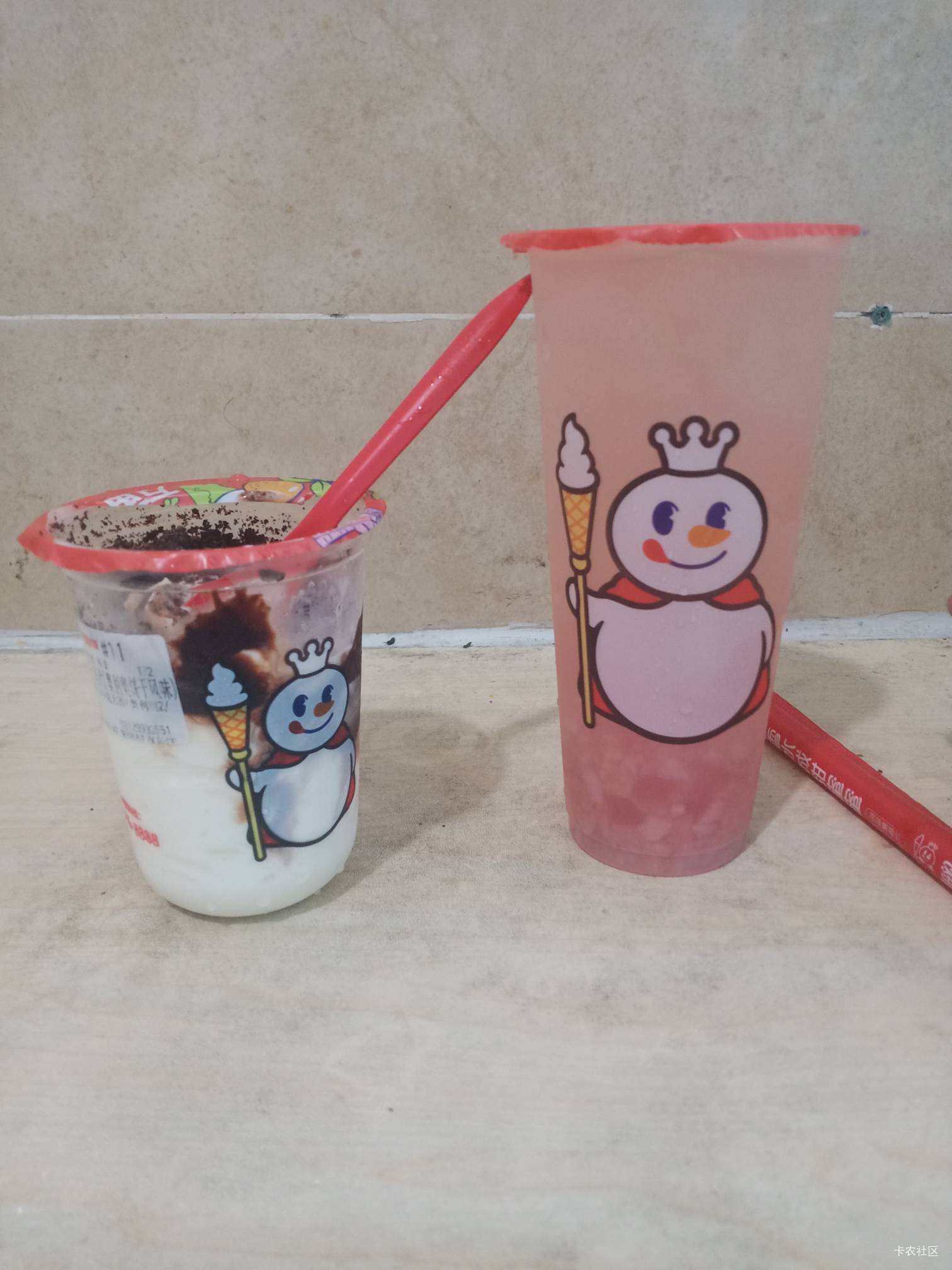 东子1.2元打包费买的蜜雪到了，还放了差不多2斤的冰块，打包很用心。


99 / 作者:春风不在了 / 