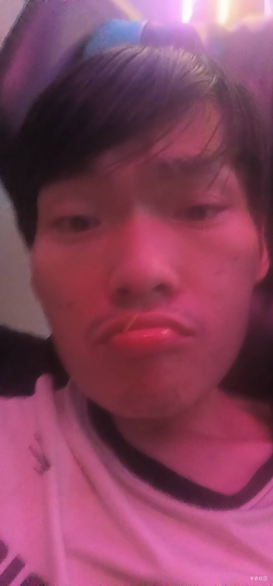 问老哥们一个很有趣的问题，人性是复杂的，我们在面对世界上各种各样的事情的时候，我75 / 作者:林夏薇 / 